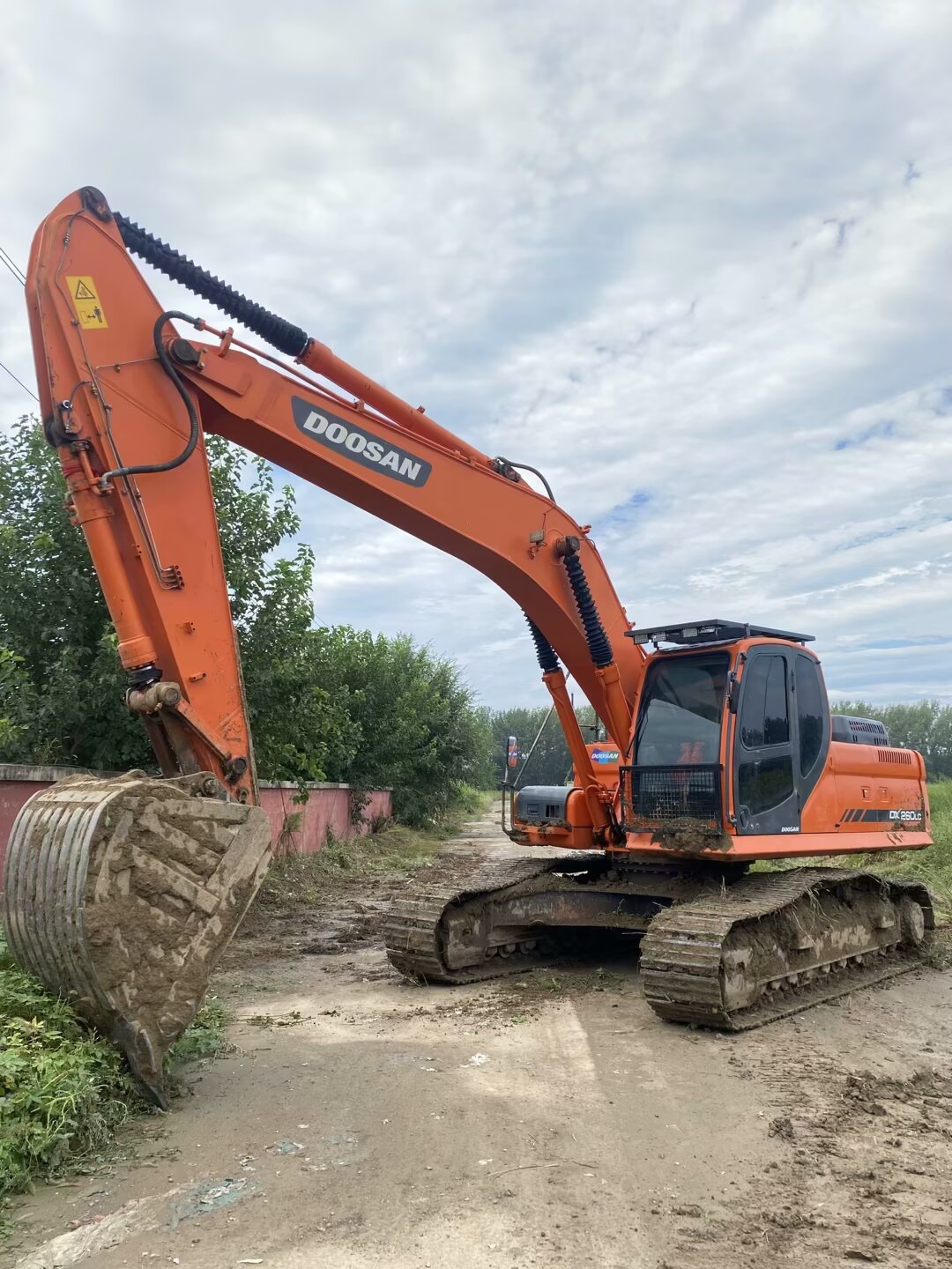 Doosan DX260-9C