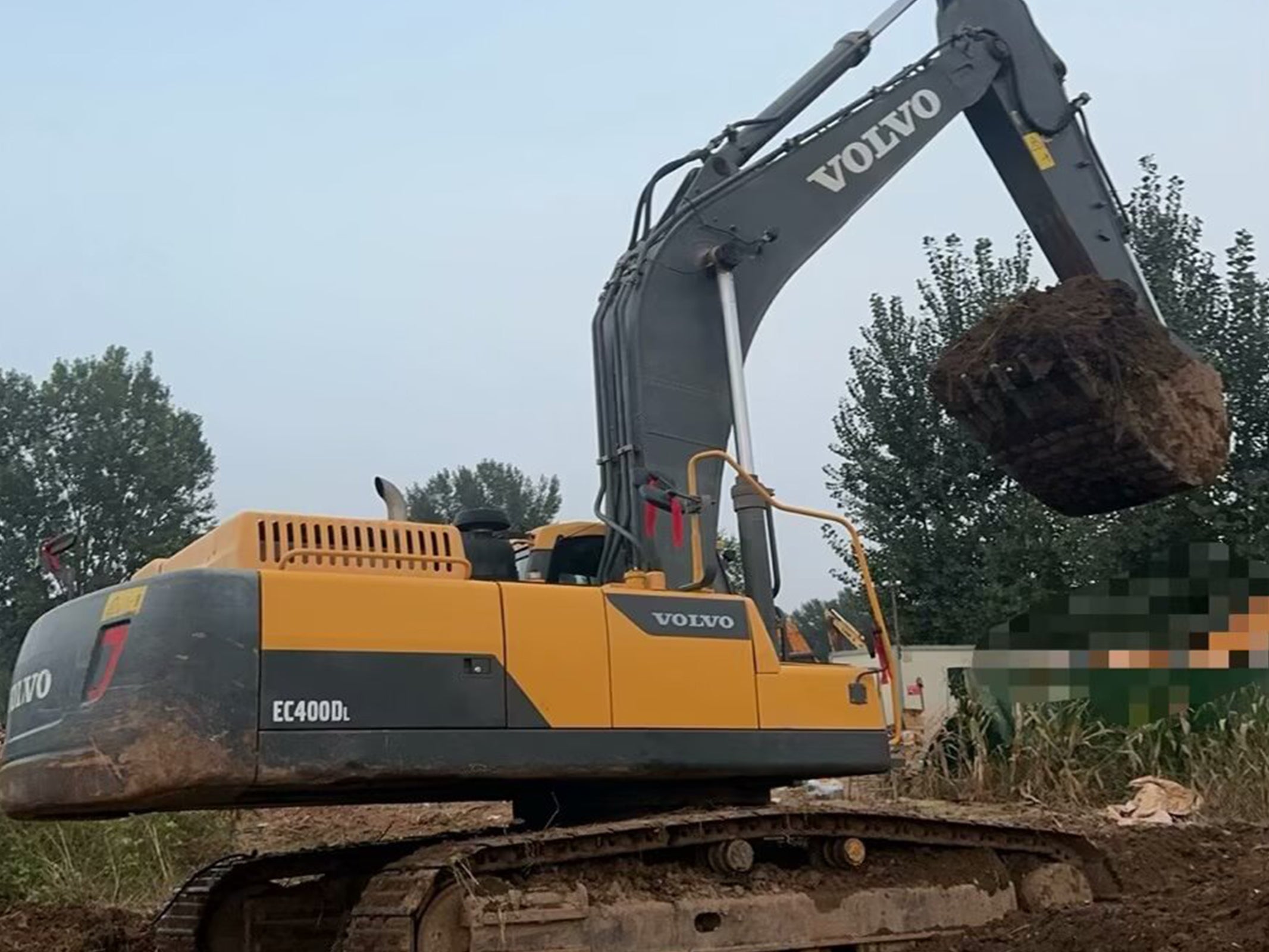 Excavator Volvo 350