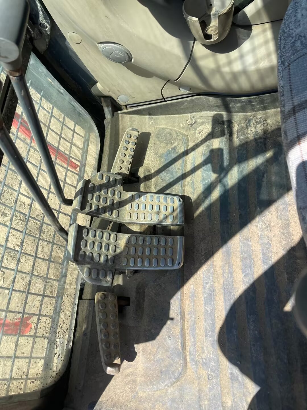 Hitachi350