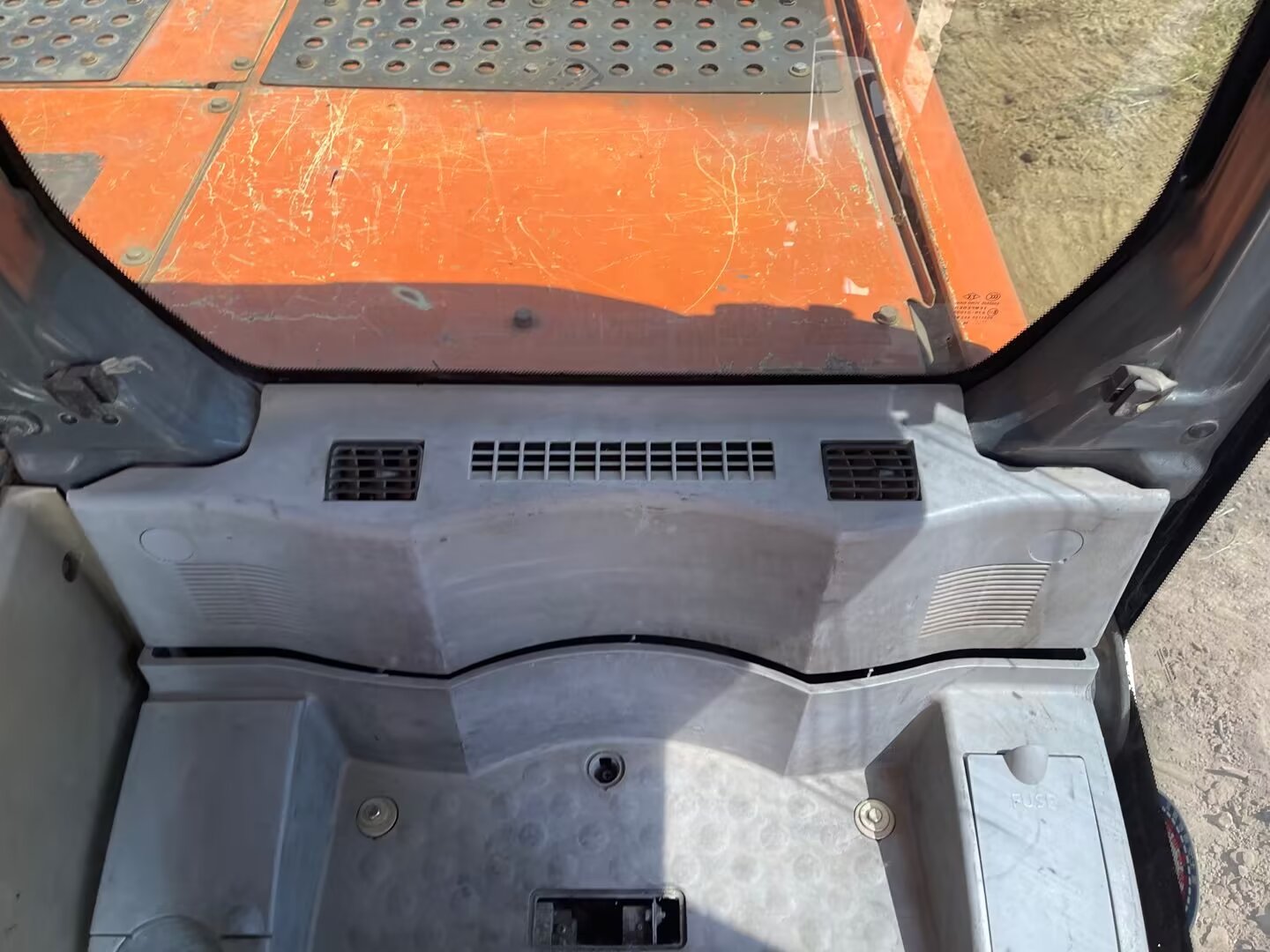 Hitachi350