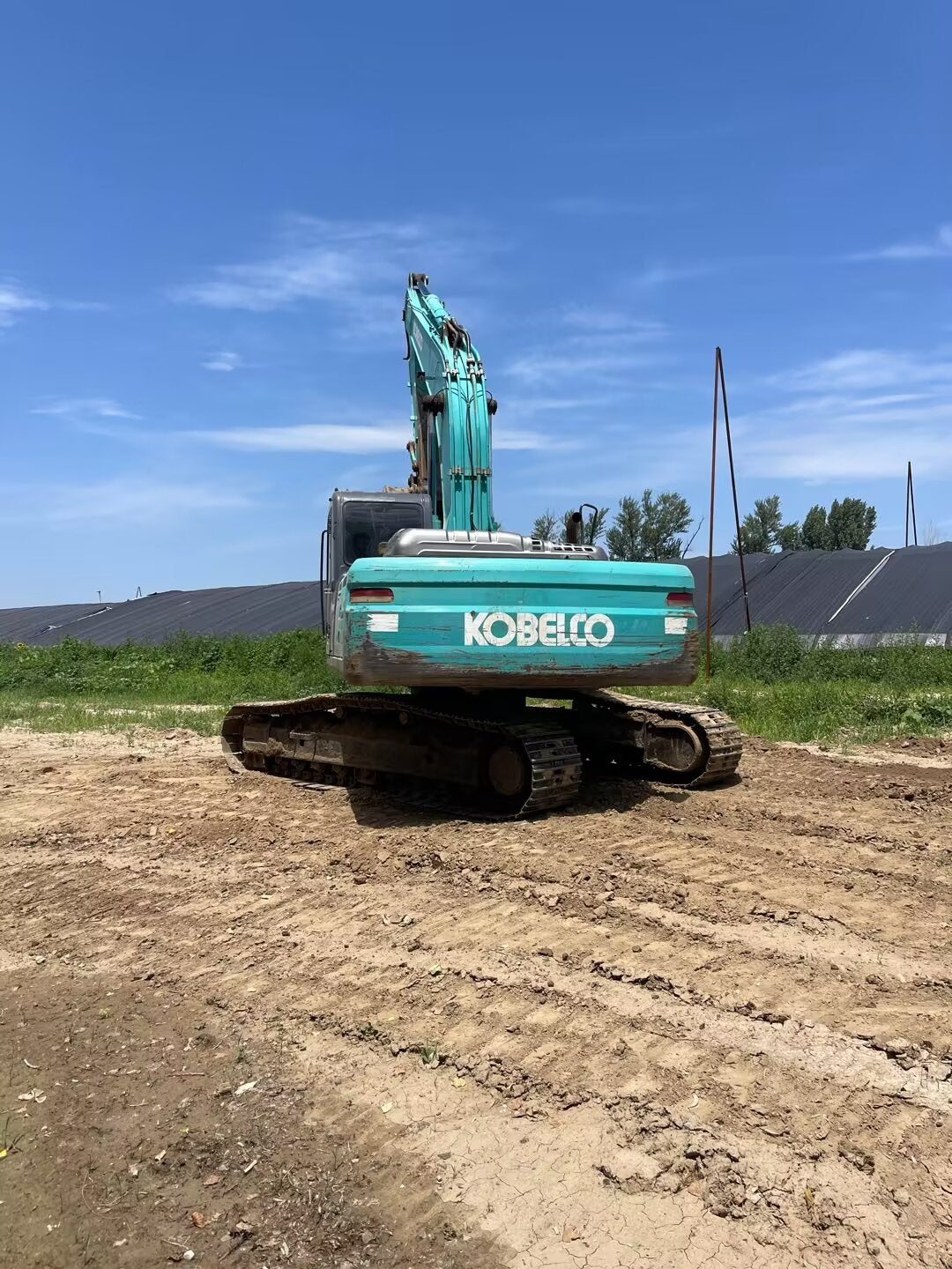 Excavator Kobelco 260