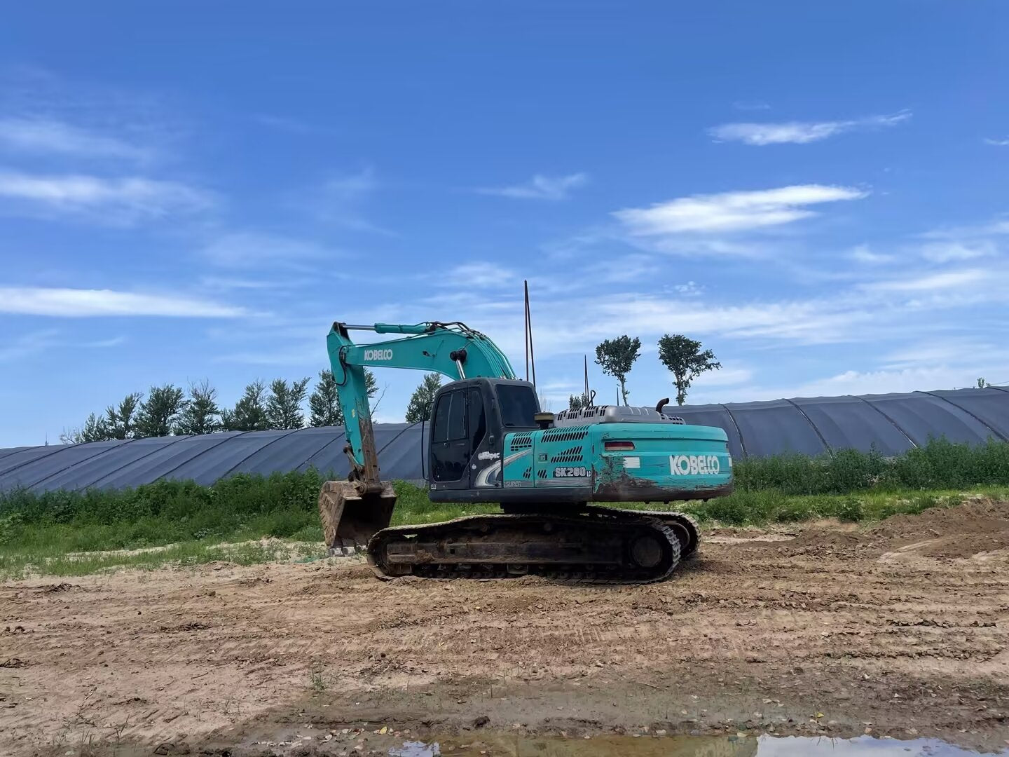 Excavator Kobelco 260