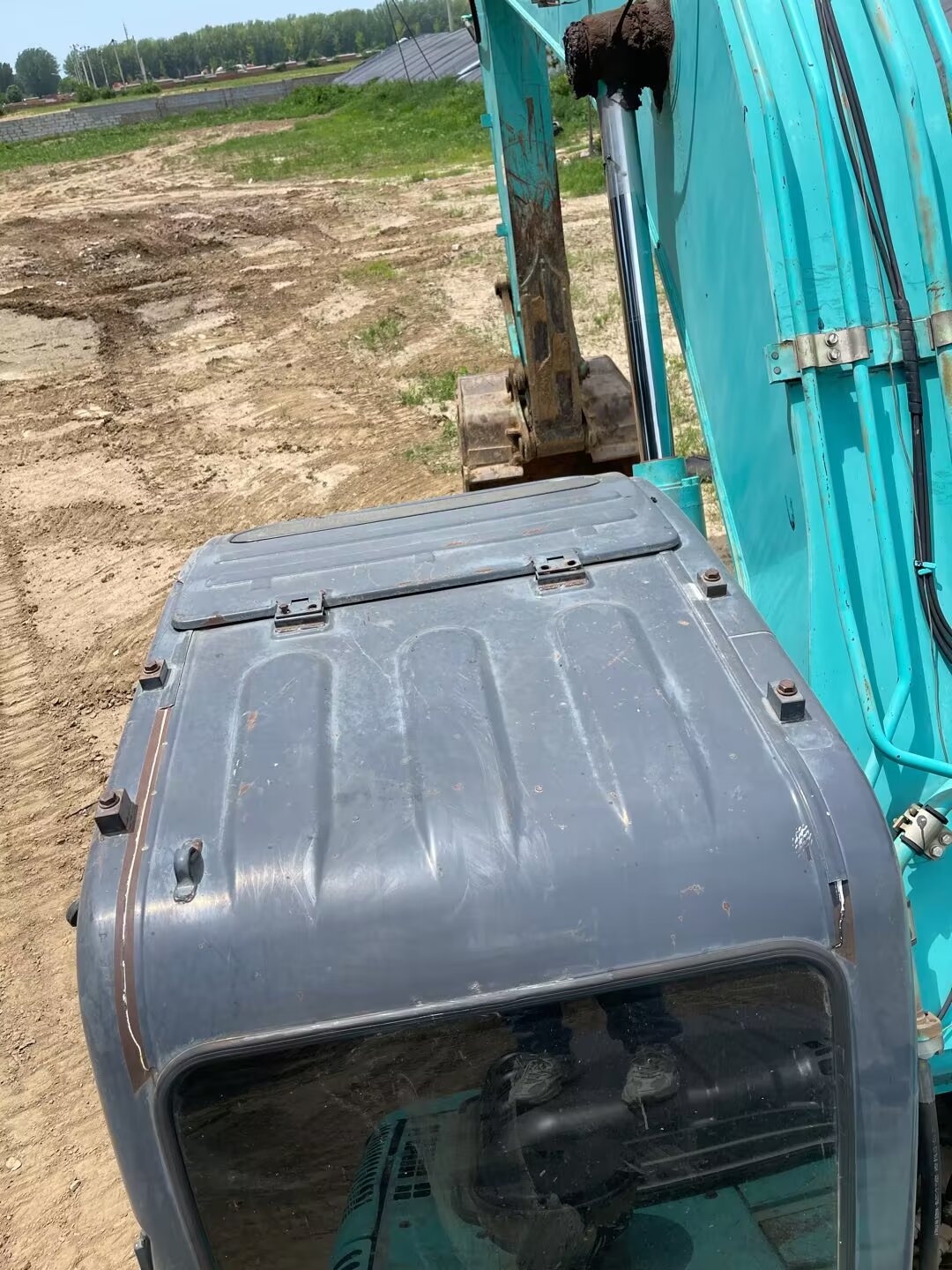 Excavator Kobelco 260