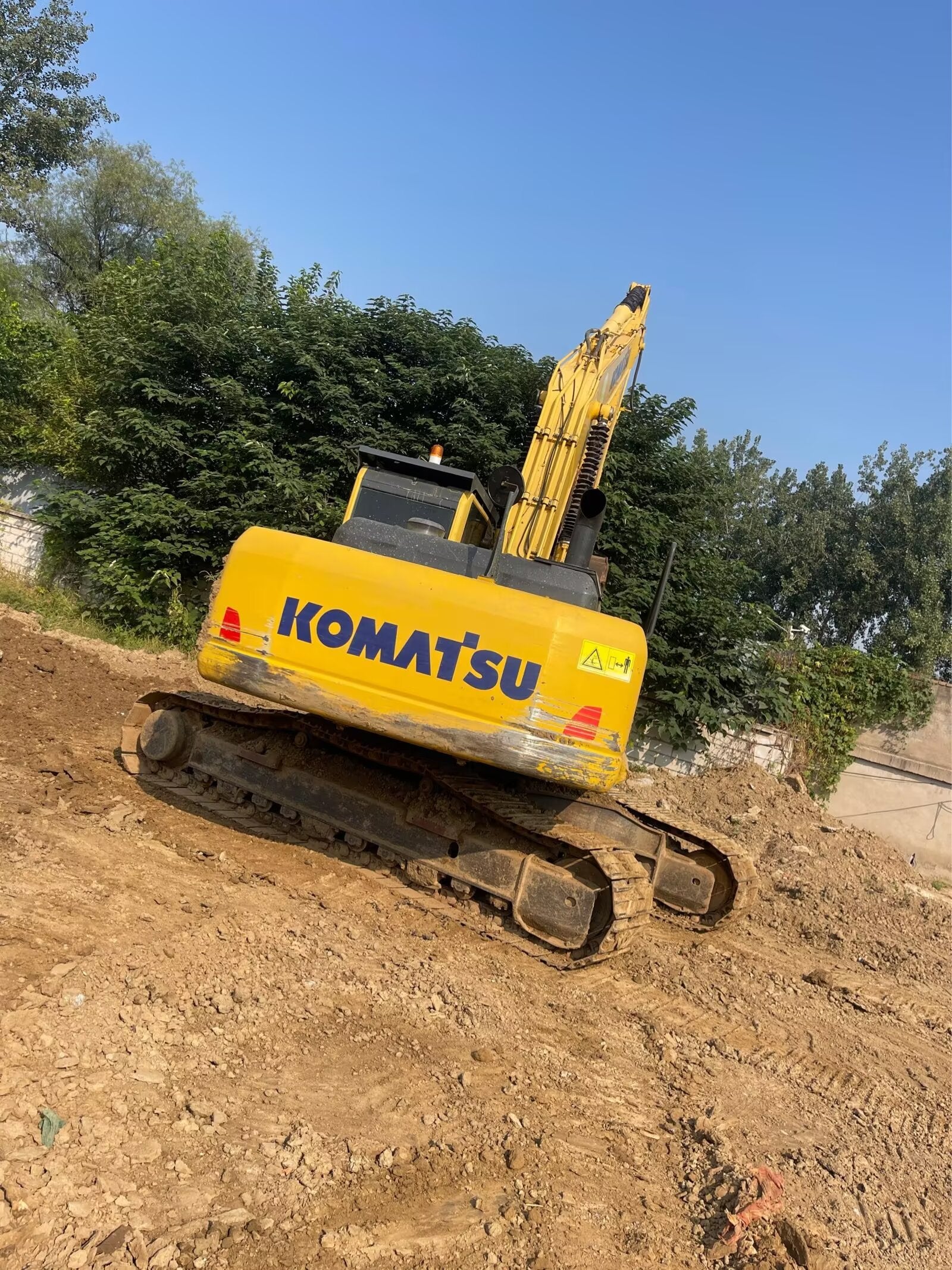 Komatsu 240