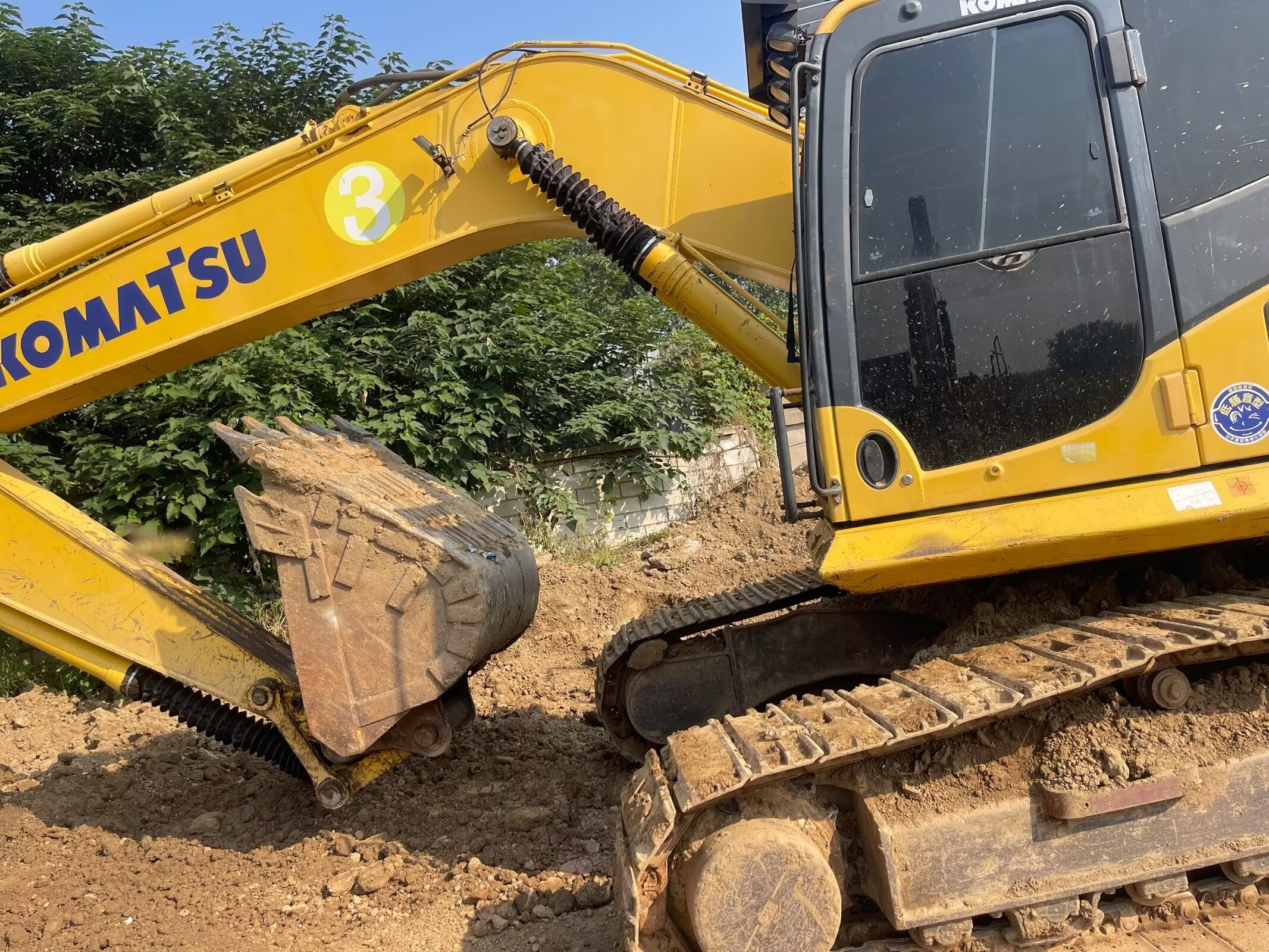 Komatsu 240