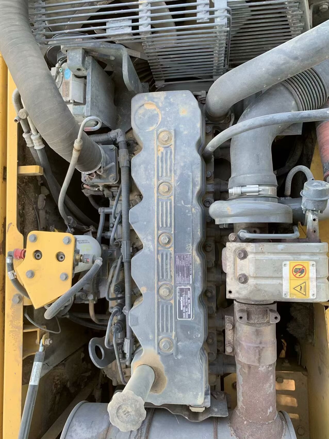 Komatsu 220