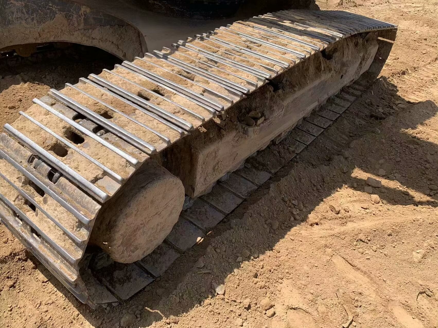 Komatsu 220
