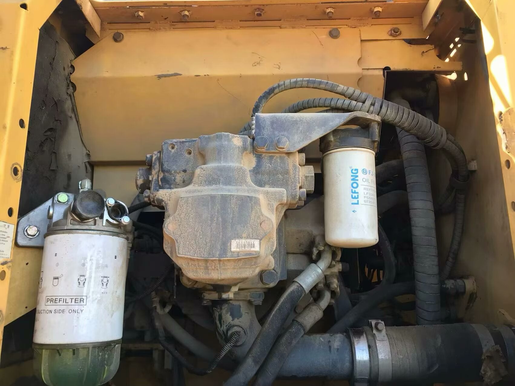 Komatsu 210