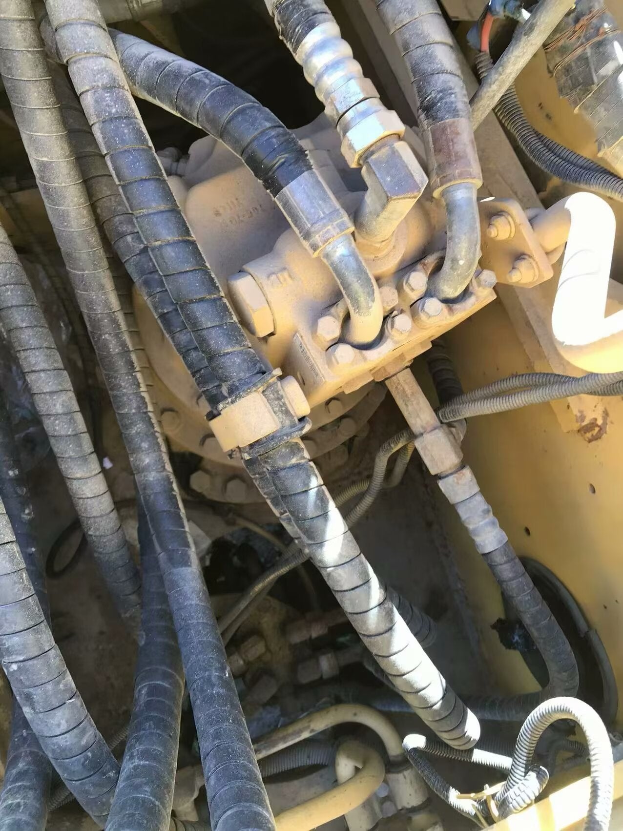 Komatsu 210