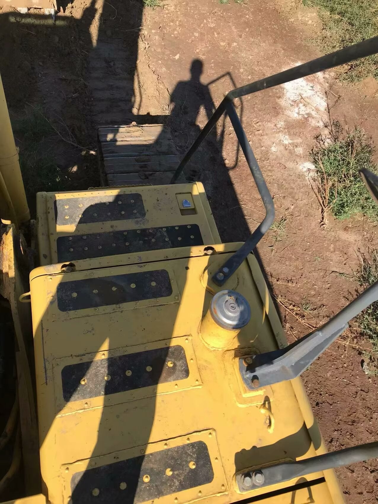 Komatsu 210