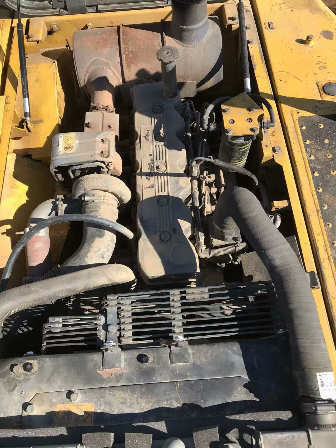 Komatsu 210