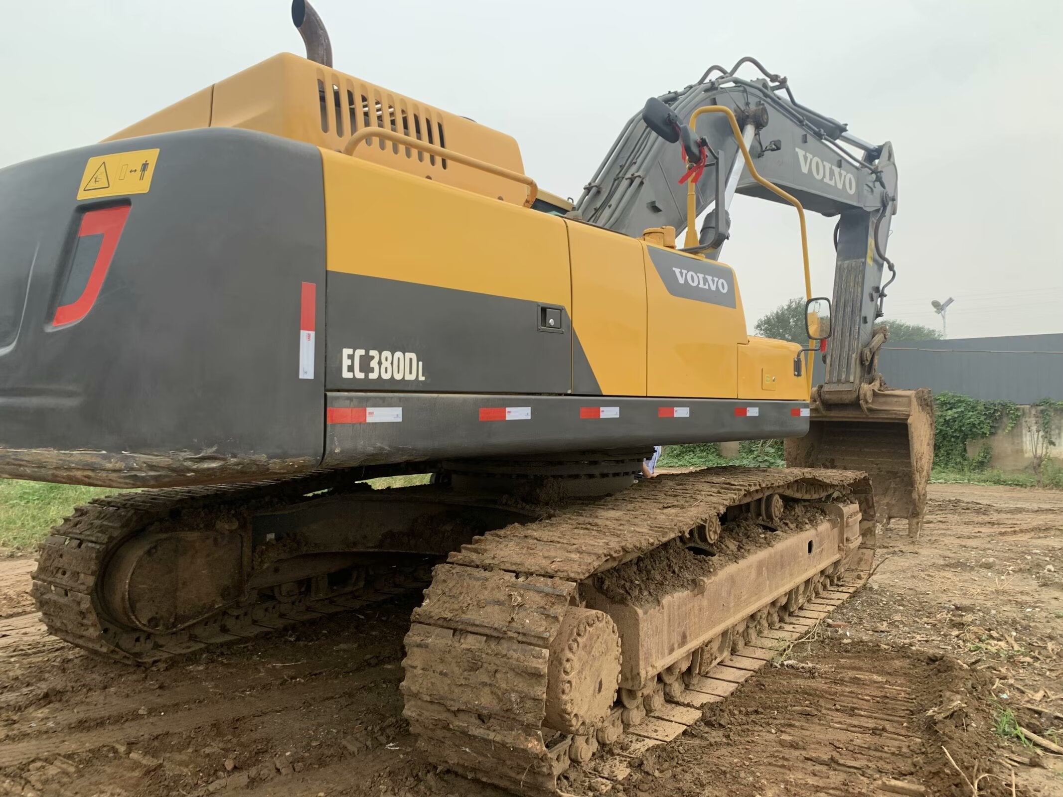 Excavator Volvo 380