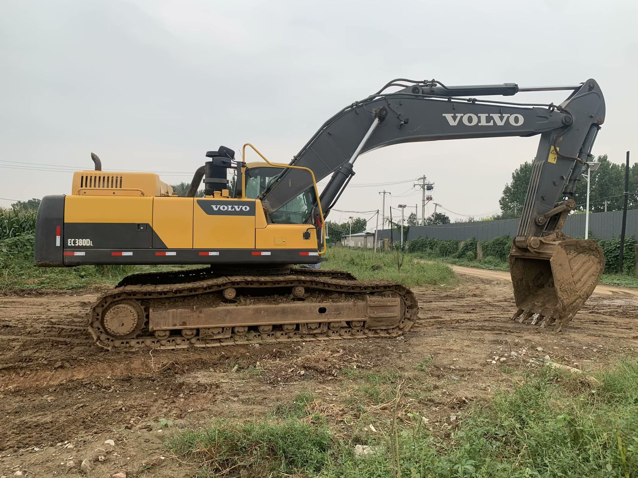 Excavator Volvo 380
