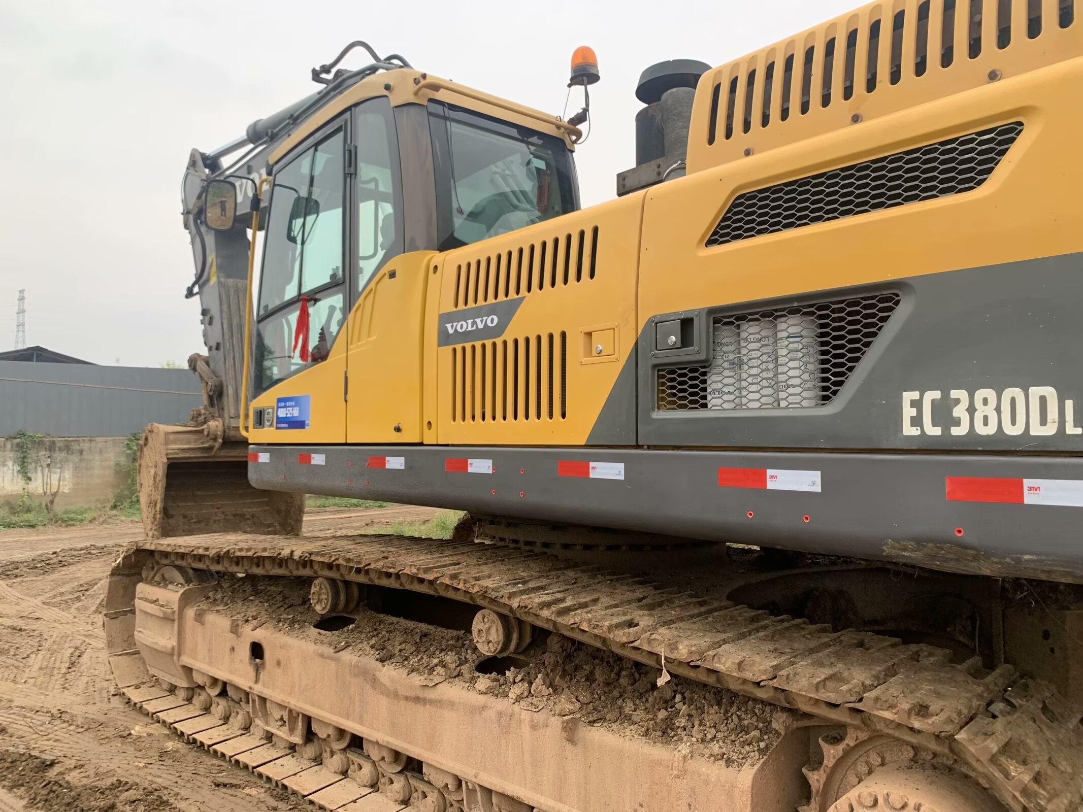 Excavator Volvo 380