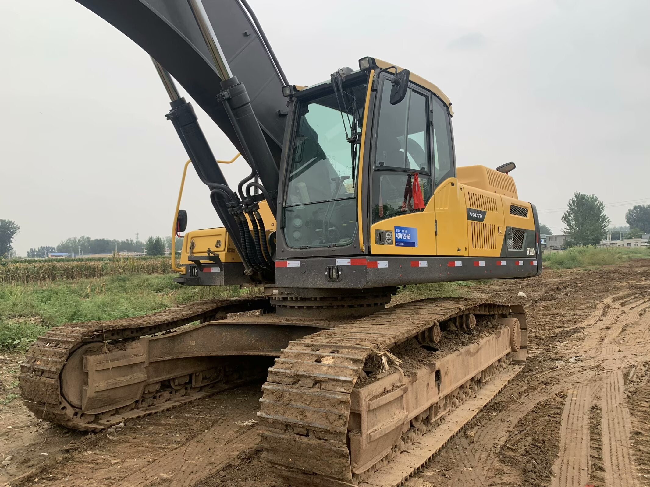 Excavator Volvo 380