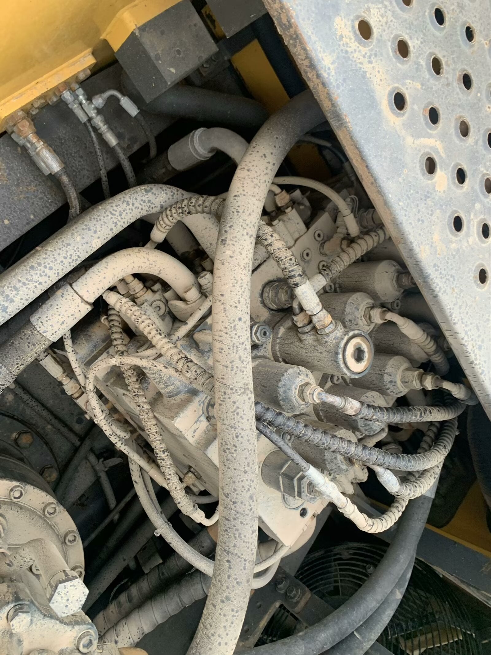 Excavator Volvo 380