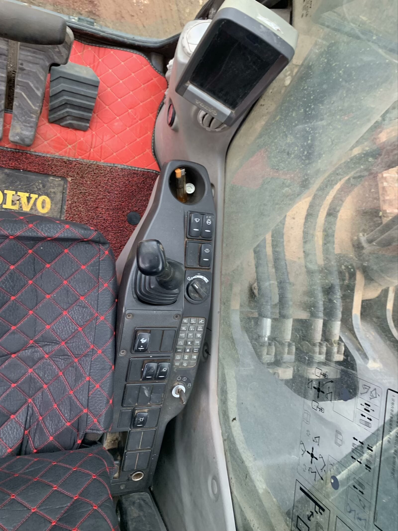 Excavator Volvo 380