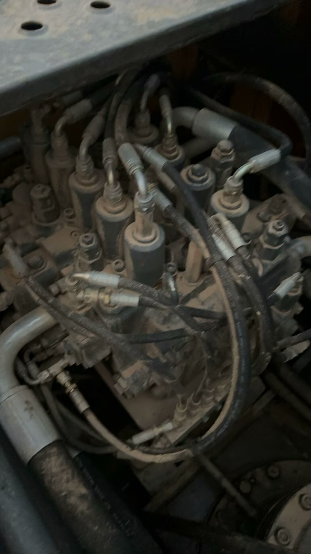 Excavator Volvo 350