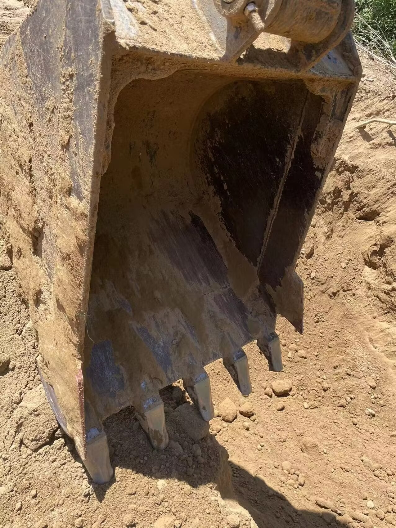 Hitachi 65