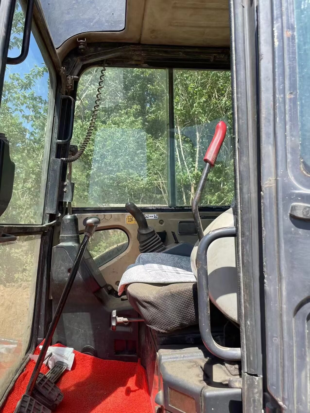 Hitachi 65
