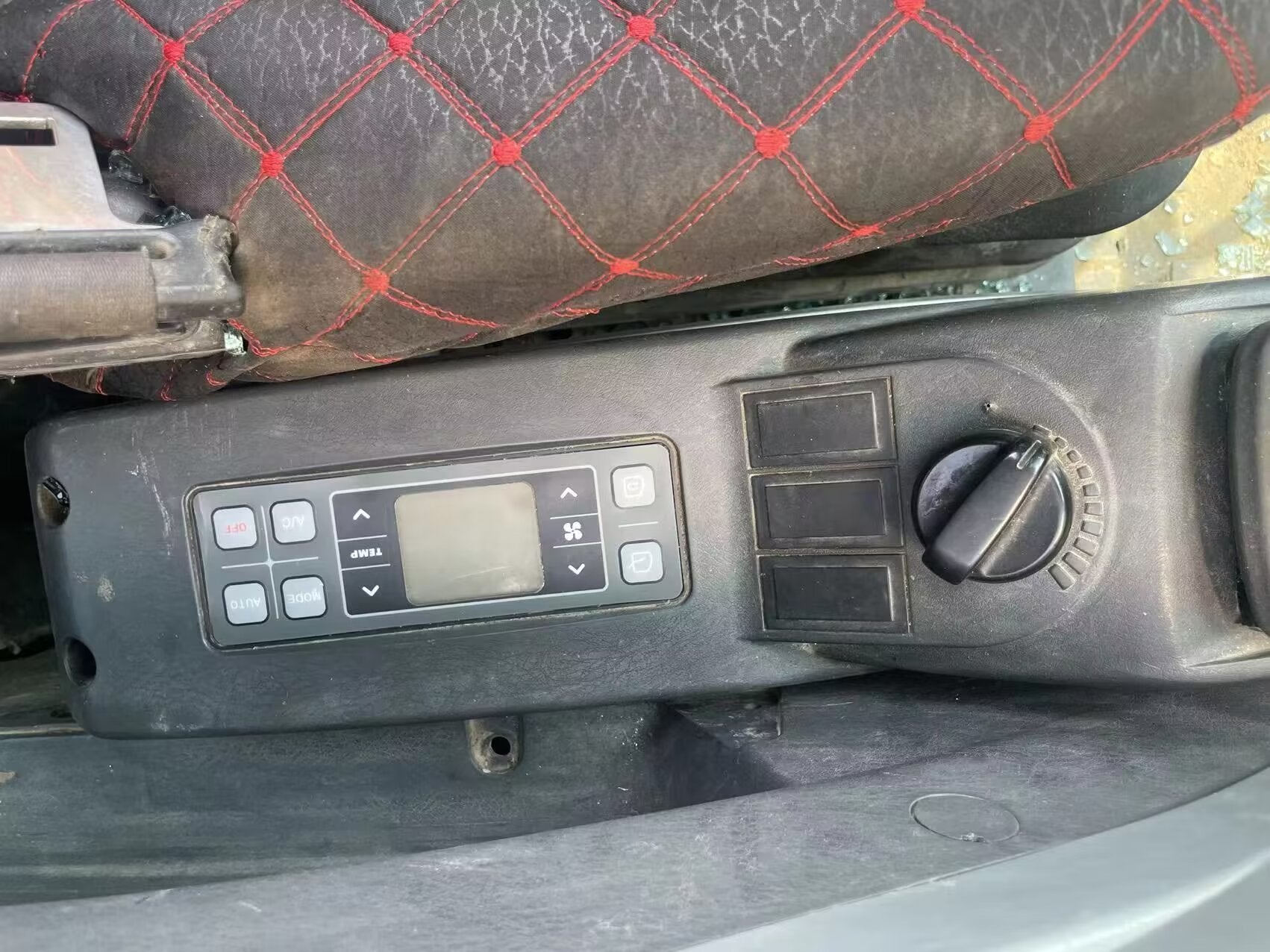 Hyundai 150