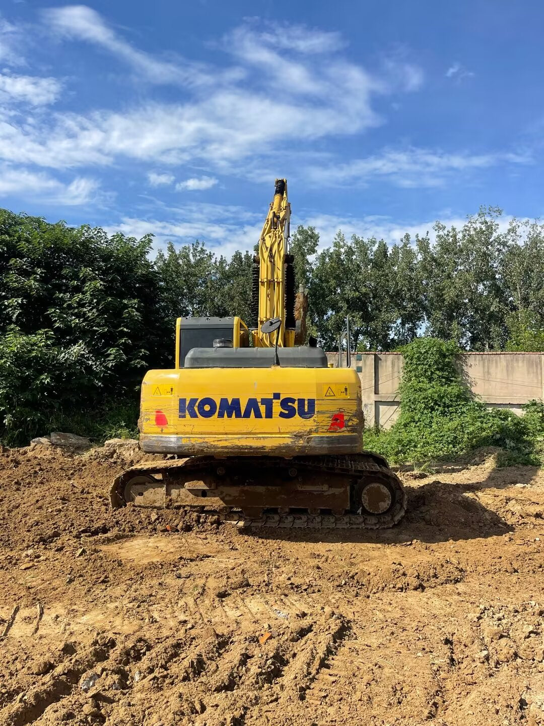 Komatsu 200
