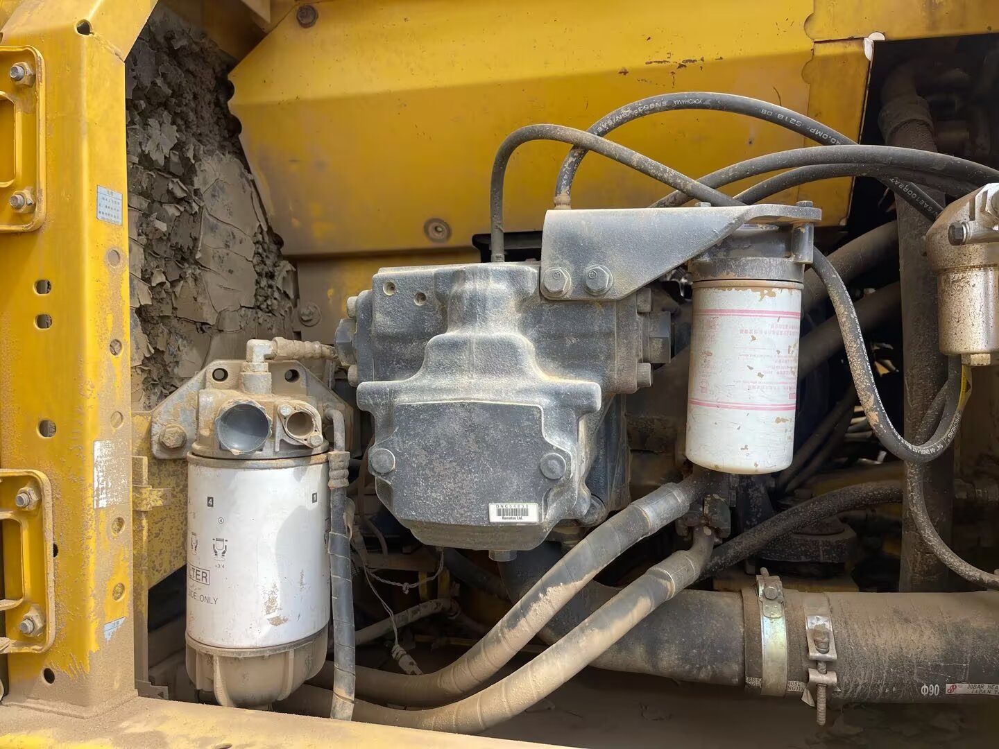 Komatsu 200