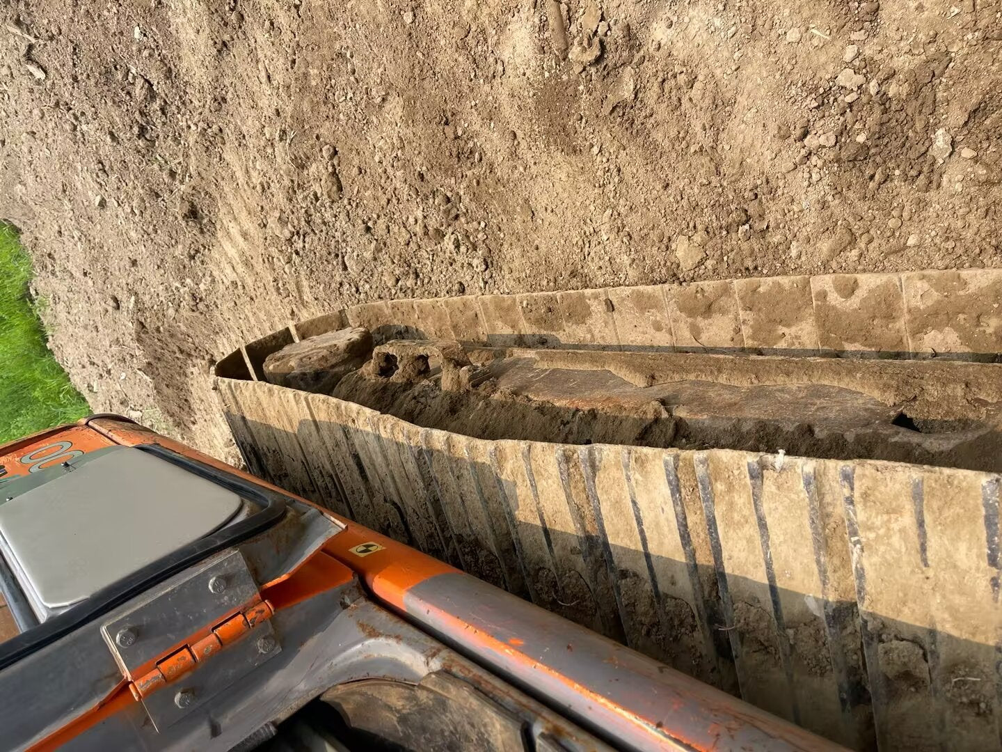 Hitachi 120