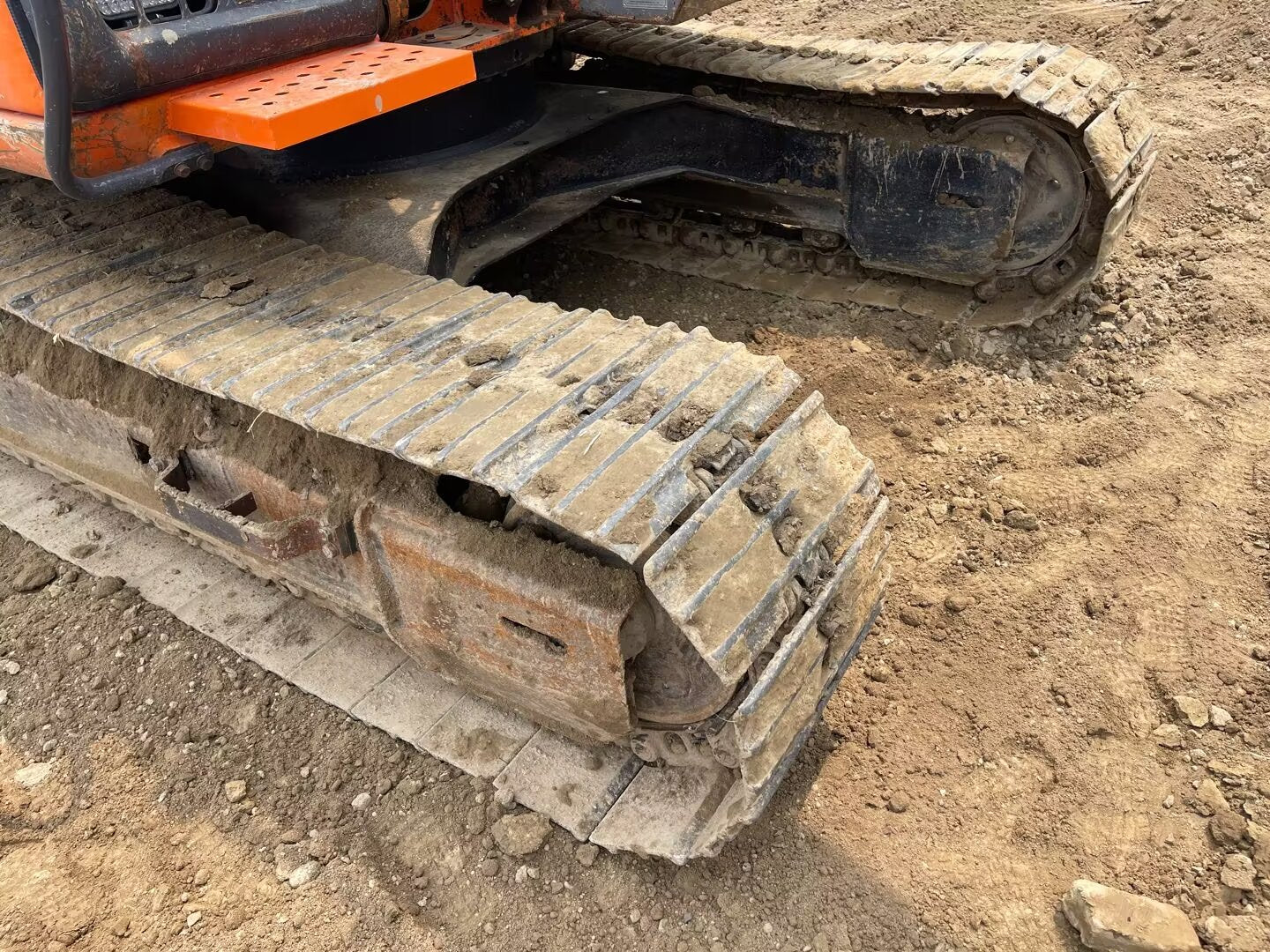Hitachi 120