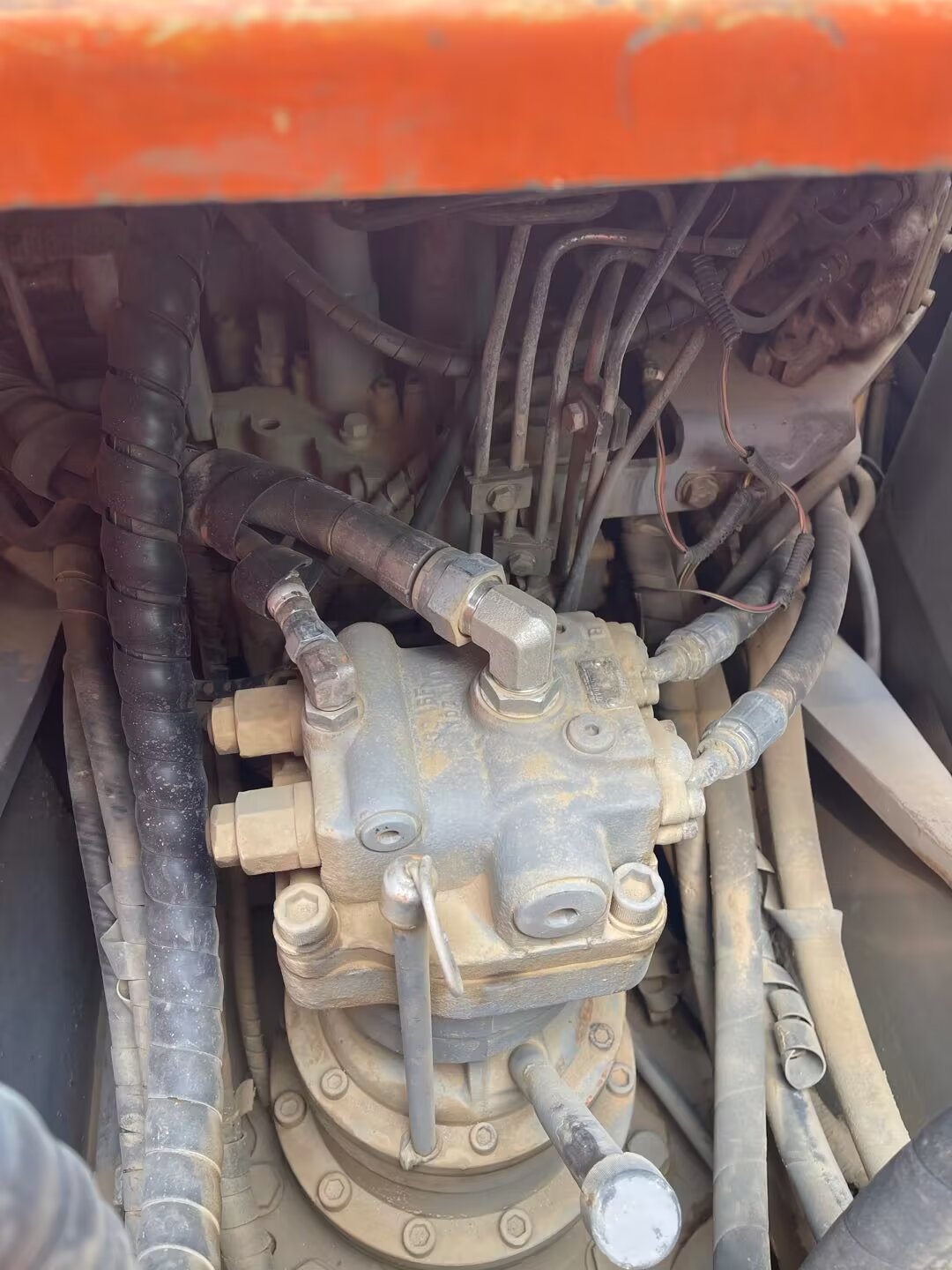 Hitachi 120